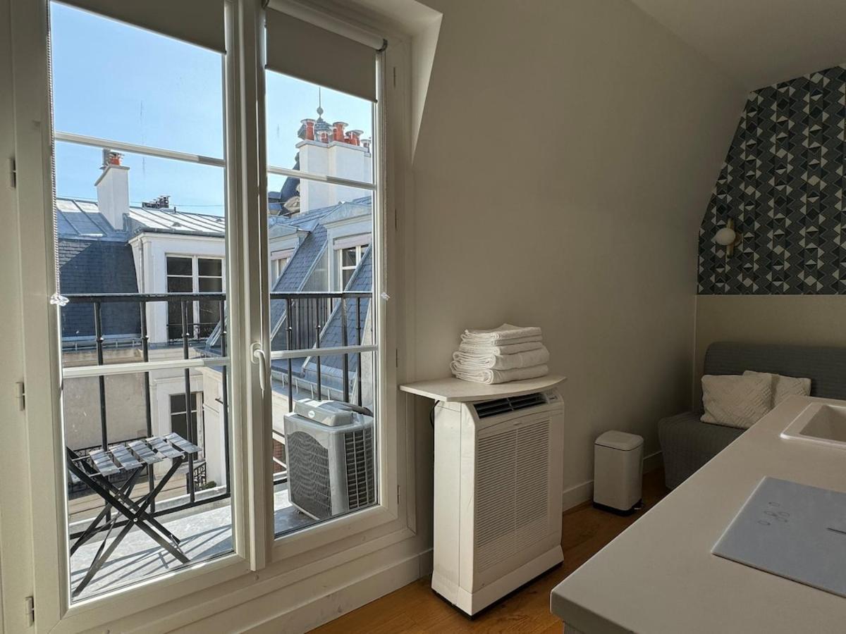 Trocadero Devant Le Metro Passy Appartement Parijs